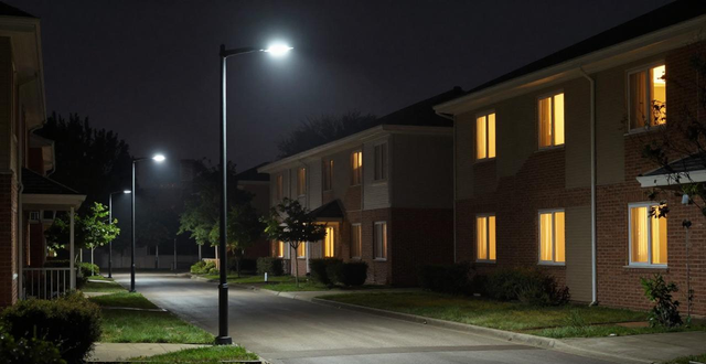 建材路灯宿舍亮晚上能开灯吗_建材宿舍晚上路灯亮吗_宿舍灯太亮